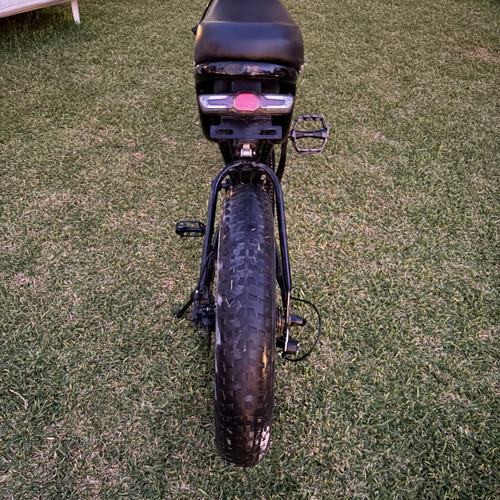 Ridstar Q20 electric bike with carbon wrap battery