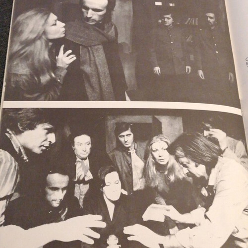Theatrical program Kostas Karras used, Kokkina Triantafulla gia Mena