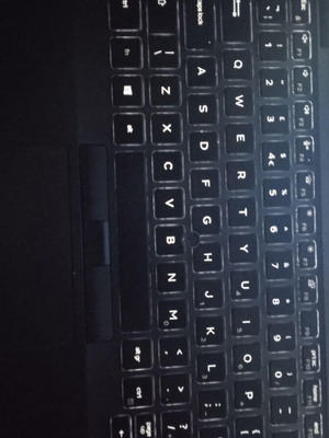 Dell Latitude 5400 laptop like new with Windows 11
