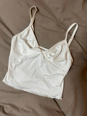 White tank top like new, size S