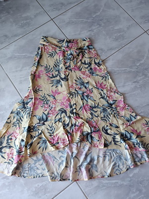 Floral asymmetrical skirt H&M like new, XXSmall, multicolor yellow