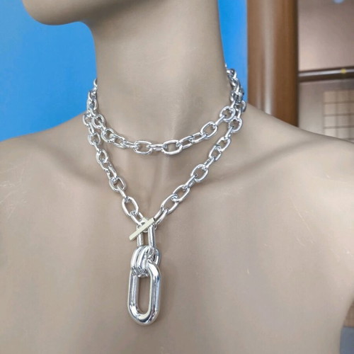 Double necklace new silver with geometric clasp