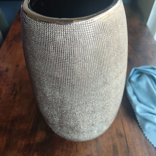 Decorative vase like new, gray