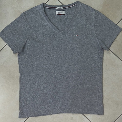 Tommy Hilfiger Denim V-Neck T-Shirt, grey, size M