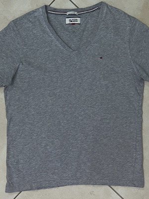 Tommy Hilfiger Denim V-Neck T-Shirt, grey, size M