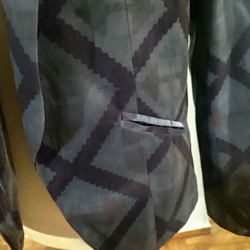 Axel Soft Jacket With Geometric Pattern Size M Like New