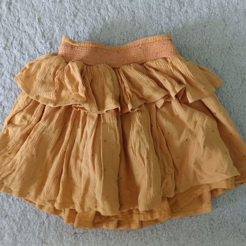 Orchestra skirt for girl 8 years like new, mustard color