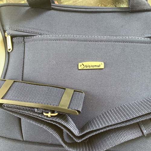 Diplomat laptop briefcase bag new, blue