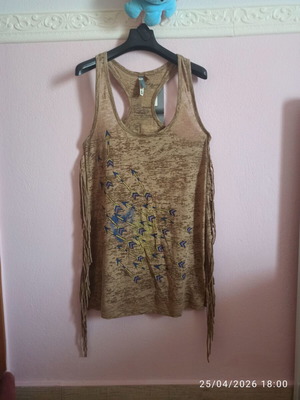 Attrattivo women's brown top small like new with fringes and sporty back