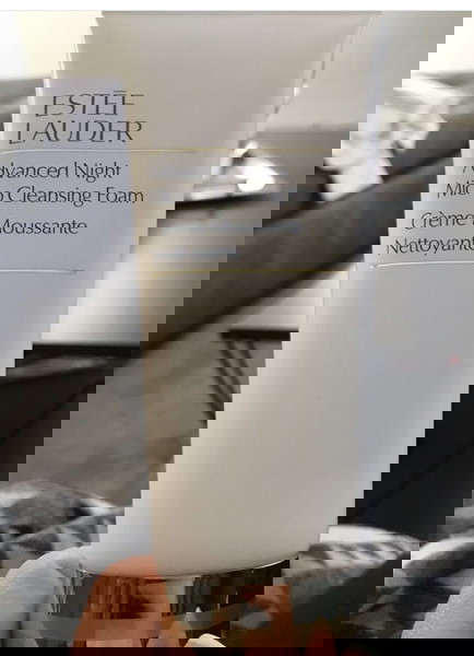 καθαριστικο προσώπου νυκτος  Estée Lauder