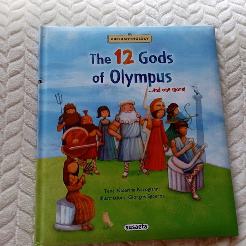 The 12 Gods of Olympus book like new, English