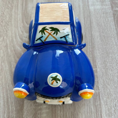 Porcelain car used in very good condition