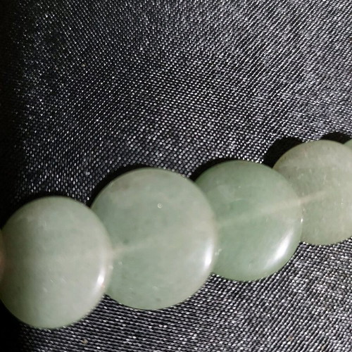 Nephrite semi-precious stone necklace