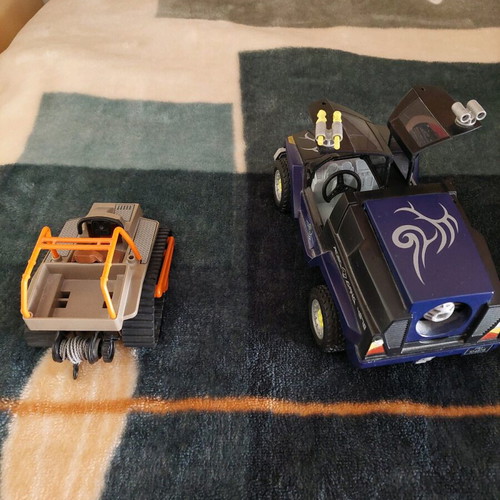 Playmobil vehicles like new, set of 2