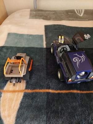 Playmobil vehicles like new, set of 2