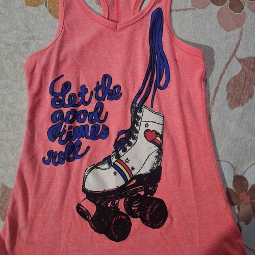 Sleeveless top for girl 4 years old like new