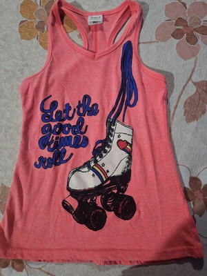 Sleeveless top for girl 4 years old like new