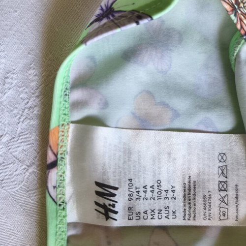 H&M girls' swimwear set like new, size 98-104 cm, colorful, 2 pieces
