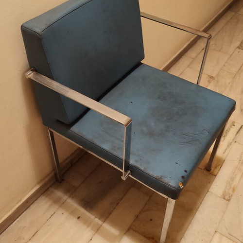 Office chair used, 70s style