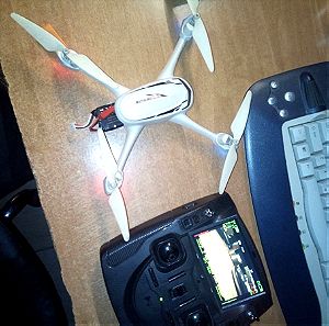 Hubsan '15 H502S Drone