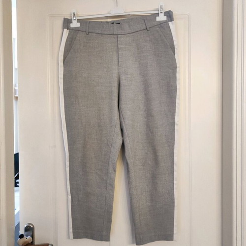 Zara women's gray pants like new with side stripe size M