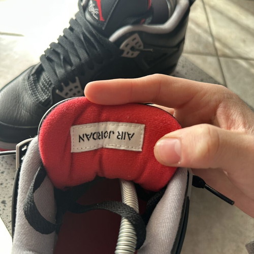 Jordan 4 Bread Reimagined sneakers like new, size 44.5, black and red