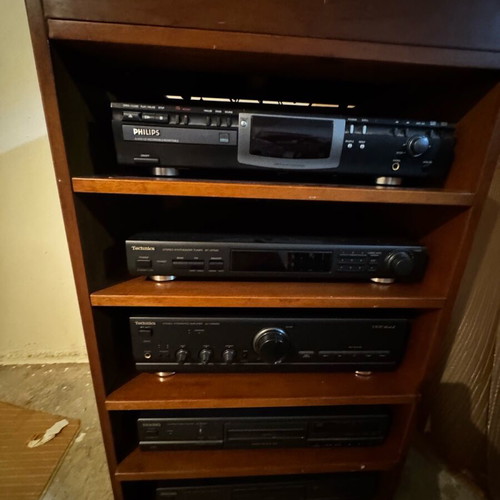 Sound system with DJ Gemini PDM-14 mixer, Technics CD players and wooden furniture like new