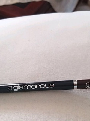 Waterproof lip/eye pencil with sharpener unused