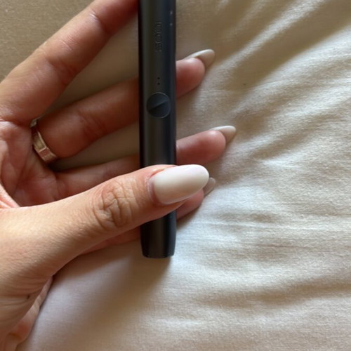 Iqos ILUMA base like new