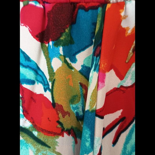Maxi skirt floral with slits