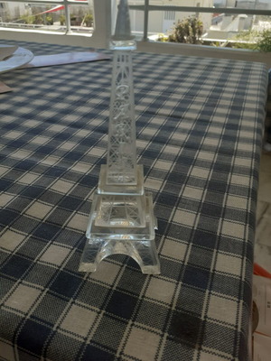 Eiffel Tower decorative like new