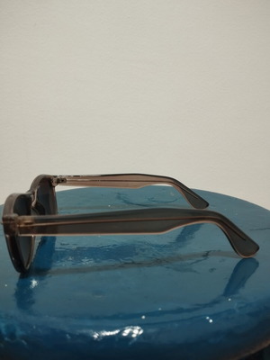 Sunglasses used in excellent condition