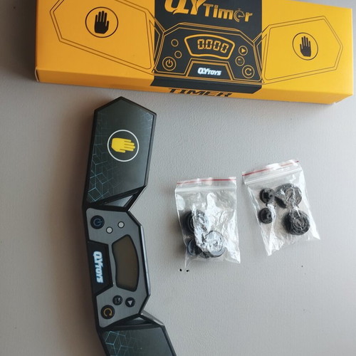 Timer for Rubik's cubes, with tools