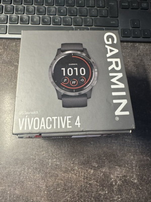 Garmin Vivoactive 4 smartwatch like new