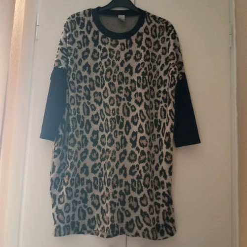 Animal print blouse dress used