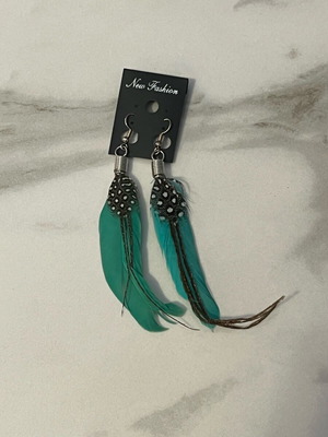 Feather earrings new