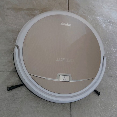 Ecovacs Deebot CEN550 like new (golden color version)