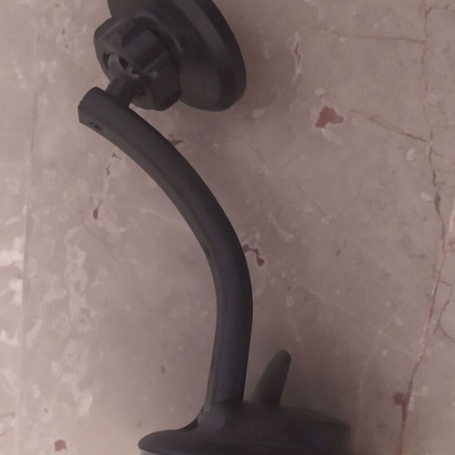 Joyroom Magnetic Car Phone Mount like new