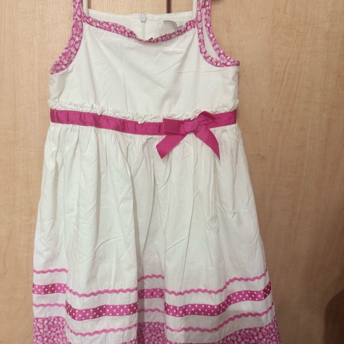 Girls' dress like new for 5-year-old girl