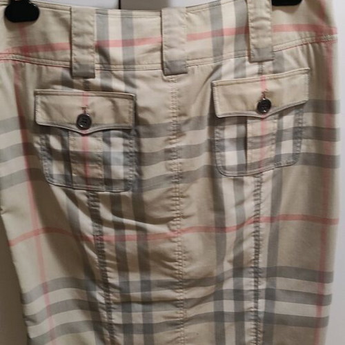 Burberry skirt like new, size S 36 8, black and beige