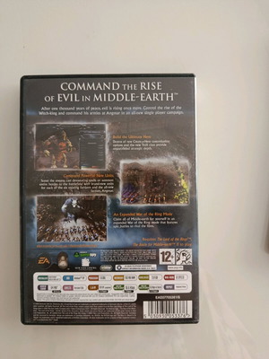 Lord of the Rings PC games like new, 2 pieces