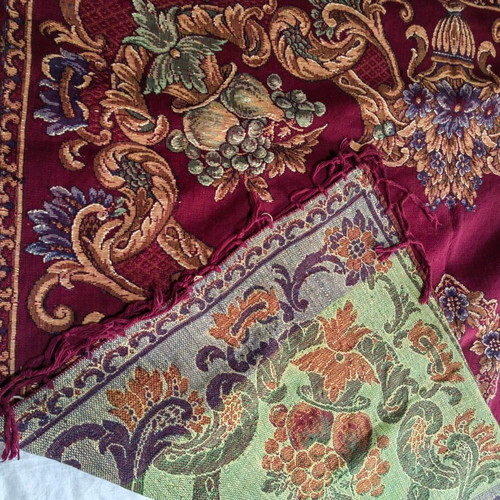 Vintage Jacquard Brocade Tablecloth 1940-1950 like new