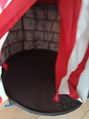 Children's play tent like new
