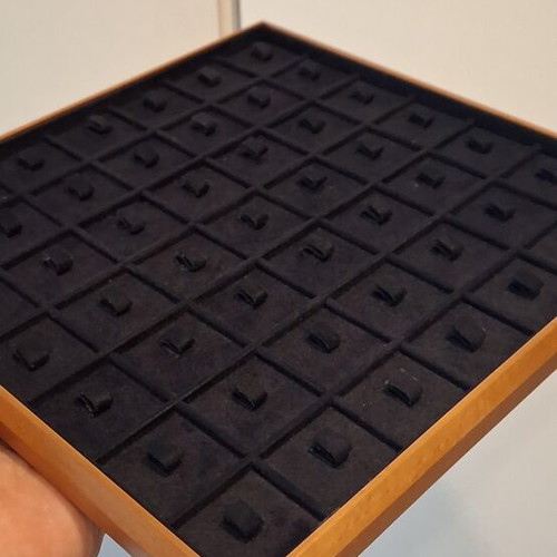 Ring Display Base like new, wooden luxury quality