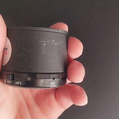 Wireless portable Bluetooth speaker like new