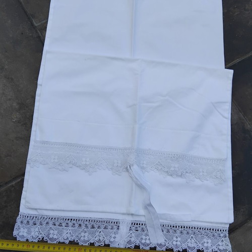 Vintage dowry pillowcases set with handmade lace pair, like new
