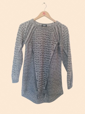 G21 Light Sweater Small Like New, Black and Gray
