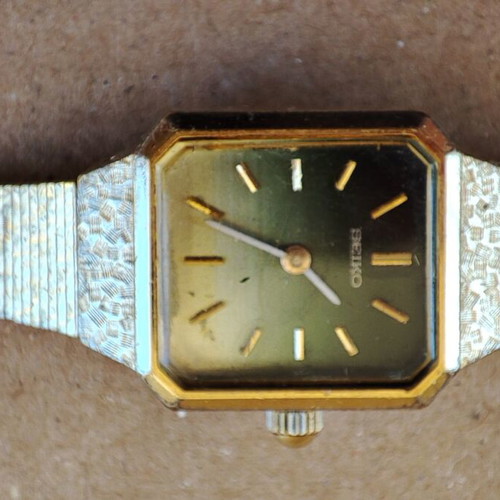 Seiko Vintage Women's Mechanical Wristwatch Gold Plated Model 11-3990 1979