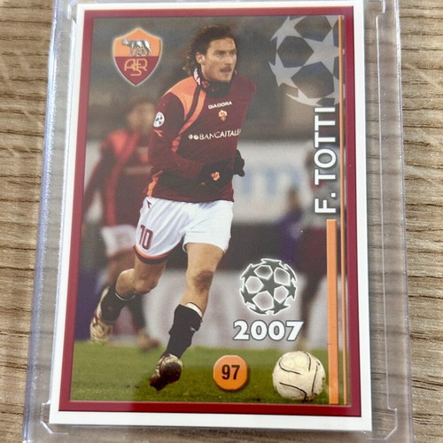 Francesco Totti Roma Champions 2007 Card like new in acrylic case