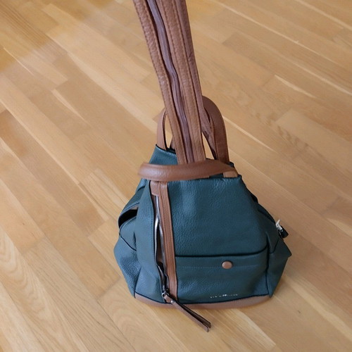 Baci & Abbracci green shoulder crossbody backpack bag with brown details like new